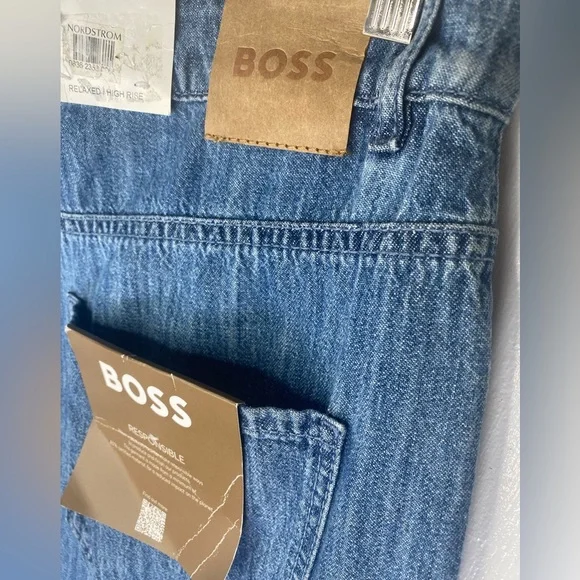 Boss NWT Classic Blue Jean Scalloped Shorts - Picture 3 of 5